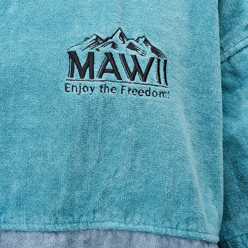 MAWII Badehandtuch Poncho mit Kapuze aus Baumwolle Farbe: blau